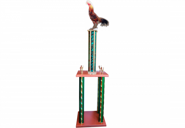 Trofeo de cuatro columnas